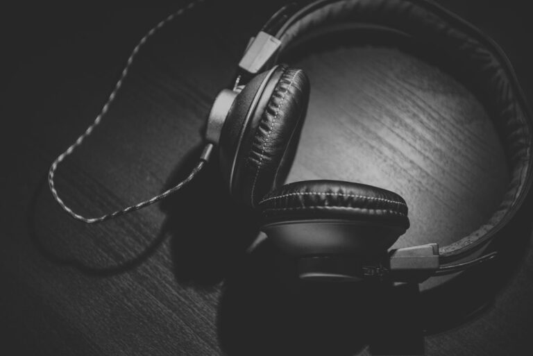 Tips for Maintaining and Caring for Your Headphones